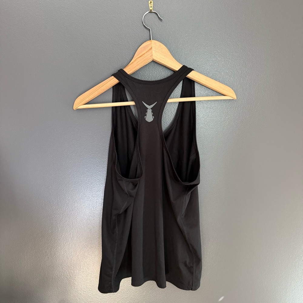 Tunaskin Women Black Basic Tank Top With Silver Logo Size Large